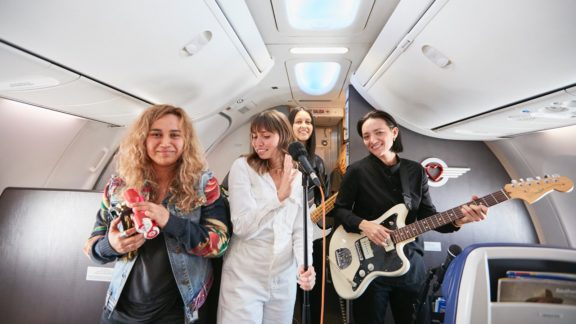 Live at 35 with Lily Meola Maui